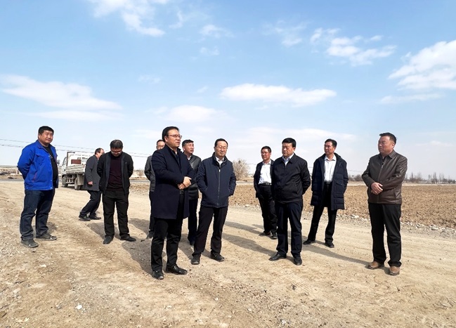 振興種業(yè)在行動,敦煌種業(yè)牽手奧凱種機(jī)、大禹節(jié)水現(xiàn)場對接推進(jìn)千畝智慧種業(yè)示范園區(qū)建設(shè)項(xiàng)目